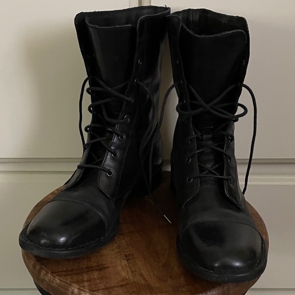 Born Black Leather Combat Boot 9.5 - Picture 5 of 6